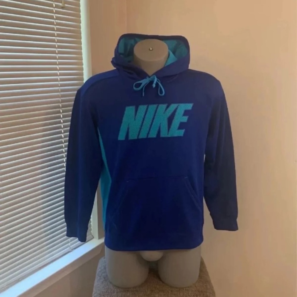 Nike Therma-Fit Hoodie